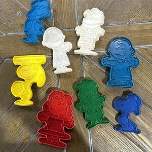 Lot of 8 Vintage Charlie Brown Cookie Cutters